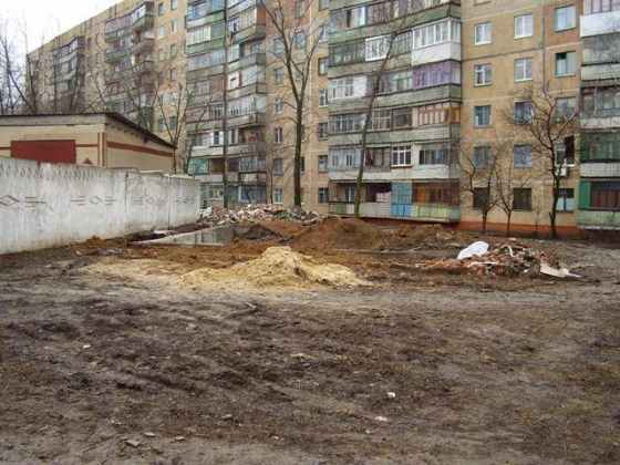 12 березня 2007 13:40 1293   В останній день зими, депутати міськради Краматорська несподівано довго і багато сперечалися на сесії з питання продовження терміну оренди землі