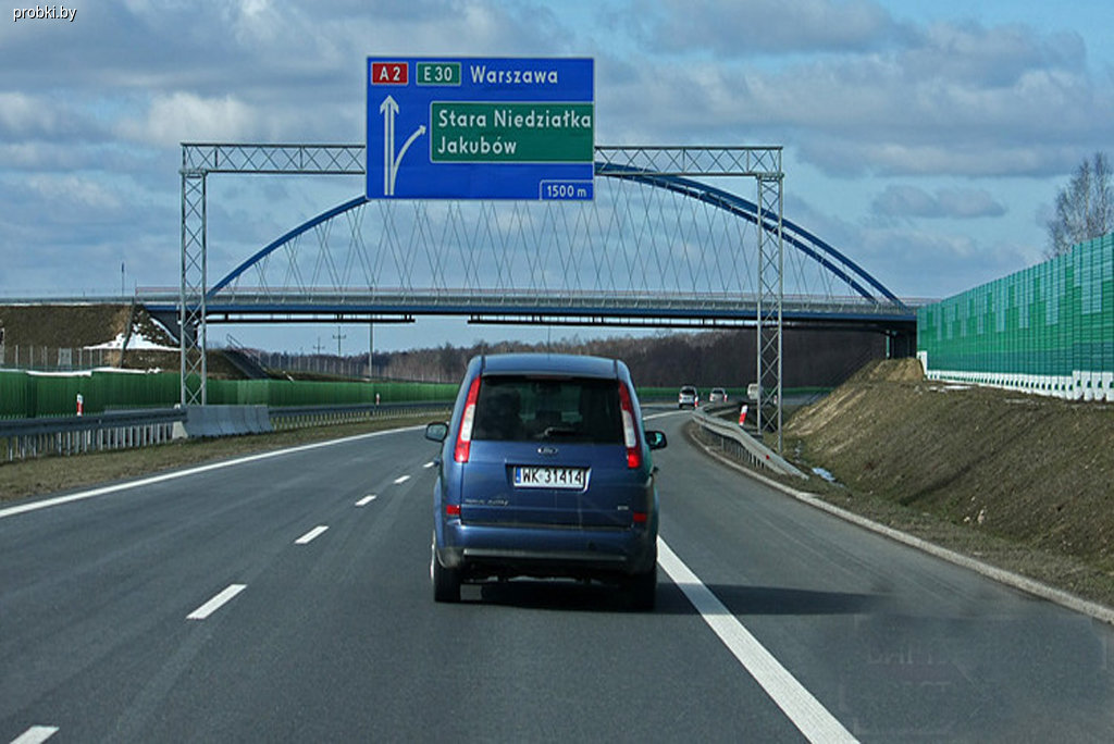 Підвищення штрафів, в першу чергу, спрямована на любителів швидкісної і нетверезої їзди, повідомляє польське видання Dziennik