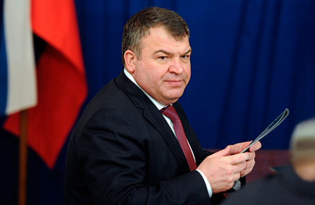 Думська опозиція спробує домогтися парламентського розслідування діяльності Сердюкова і його підлеглих