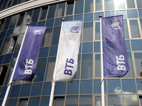 ВТБ почав переговори з міноритаріями Банку Москви з викупу їх акцій