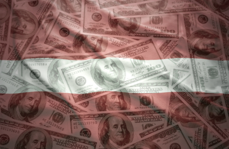 Банк Rietumu оголосив клієнтам-нерезидентам про припинення операцій з доларом США