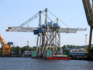 Поїздки здійснюватися в компаніях:   DB Port Szczecin або Bulk Cargo-Port і MONDI
